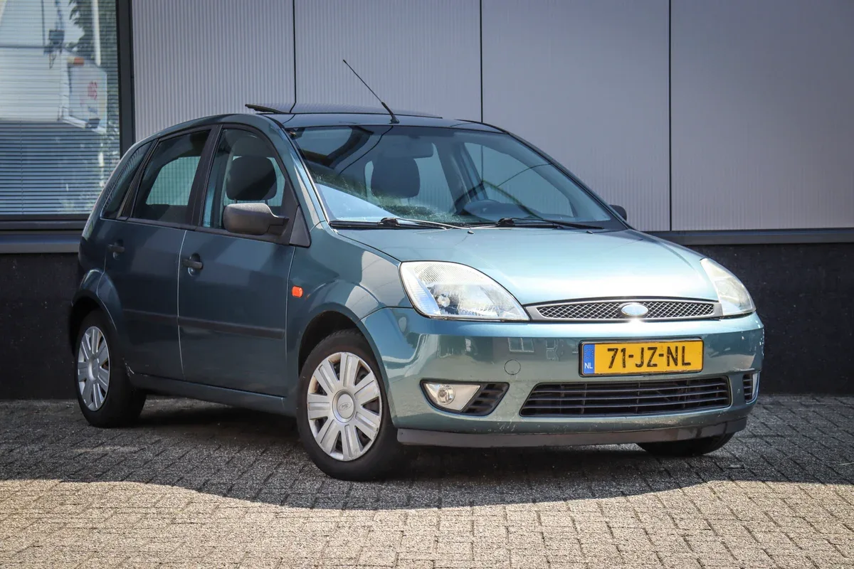 Ford Fiësta (2002) — foto 1