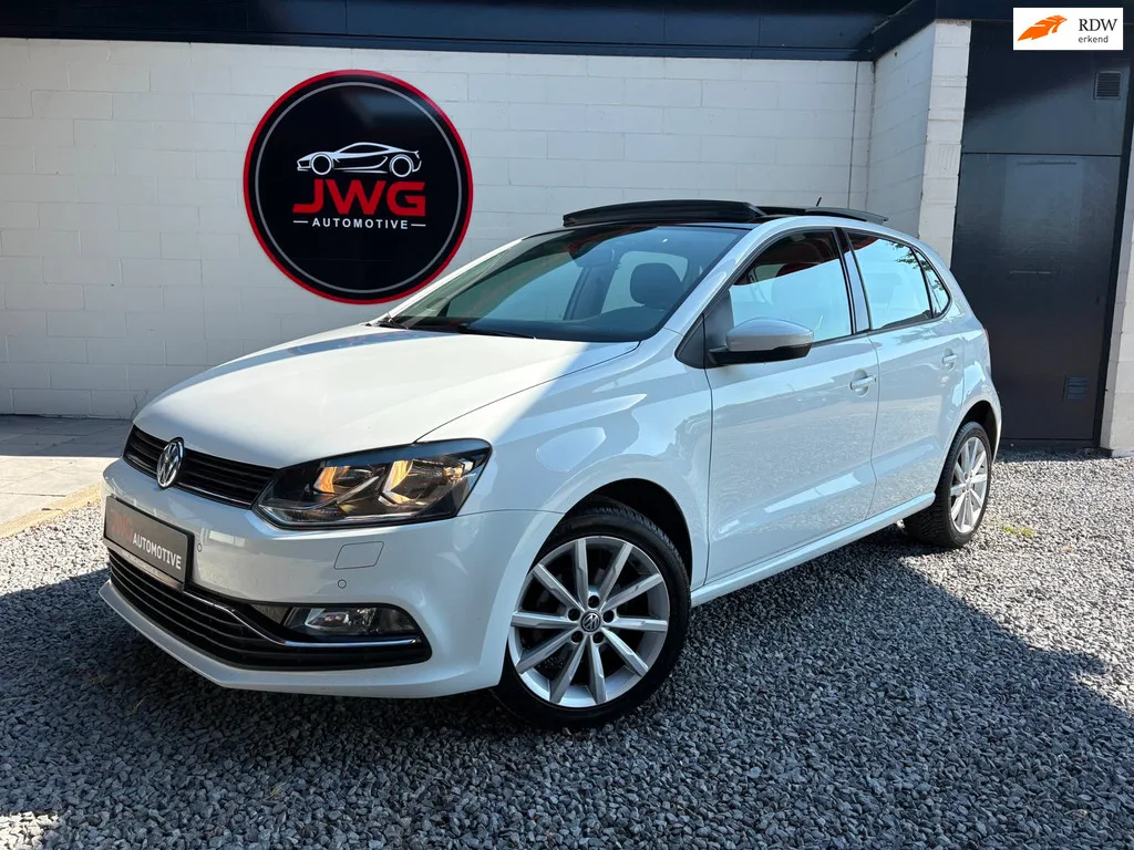 Volkswagen Polo (2015) — foto 1