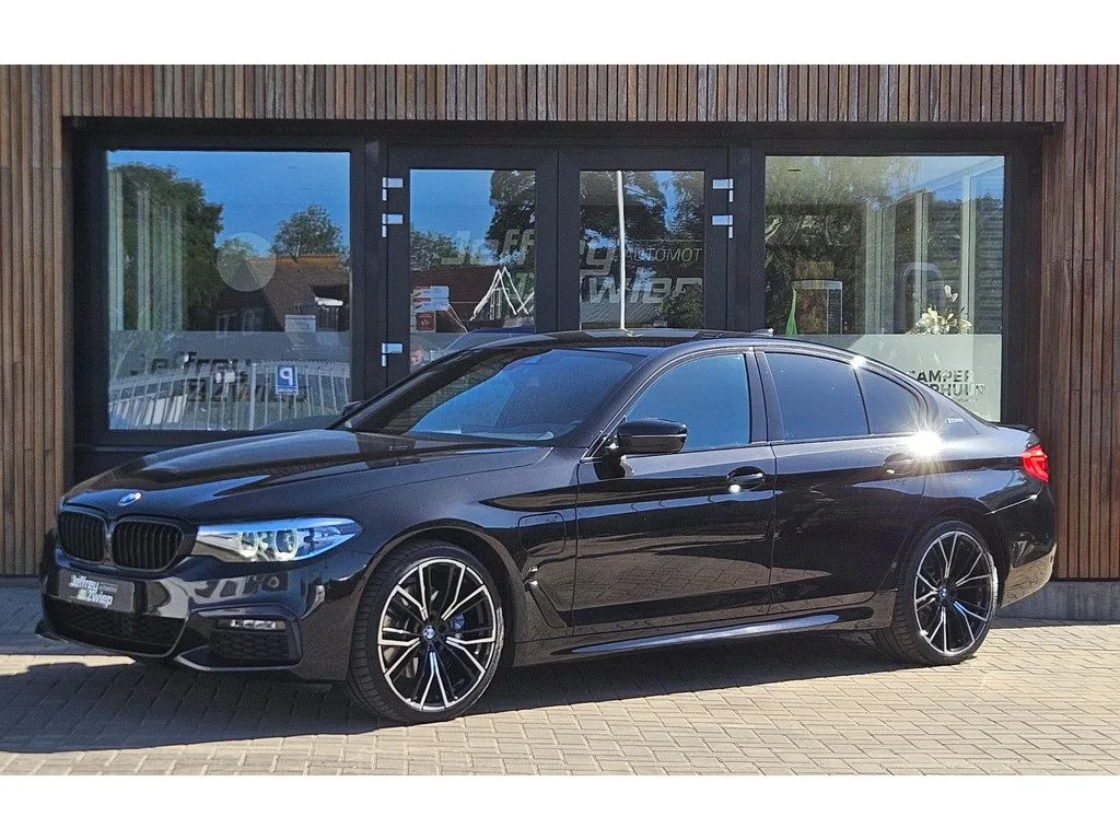 BMW 5-Serie (2019) — foto 1