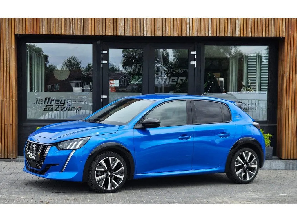 Peugeot 208 (2021) — foto 1