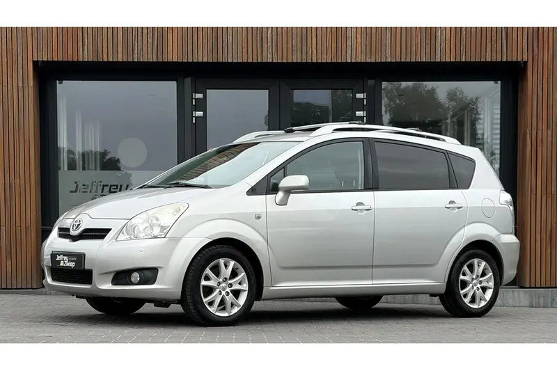 Toyota Verso (2008)