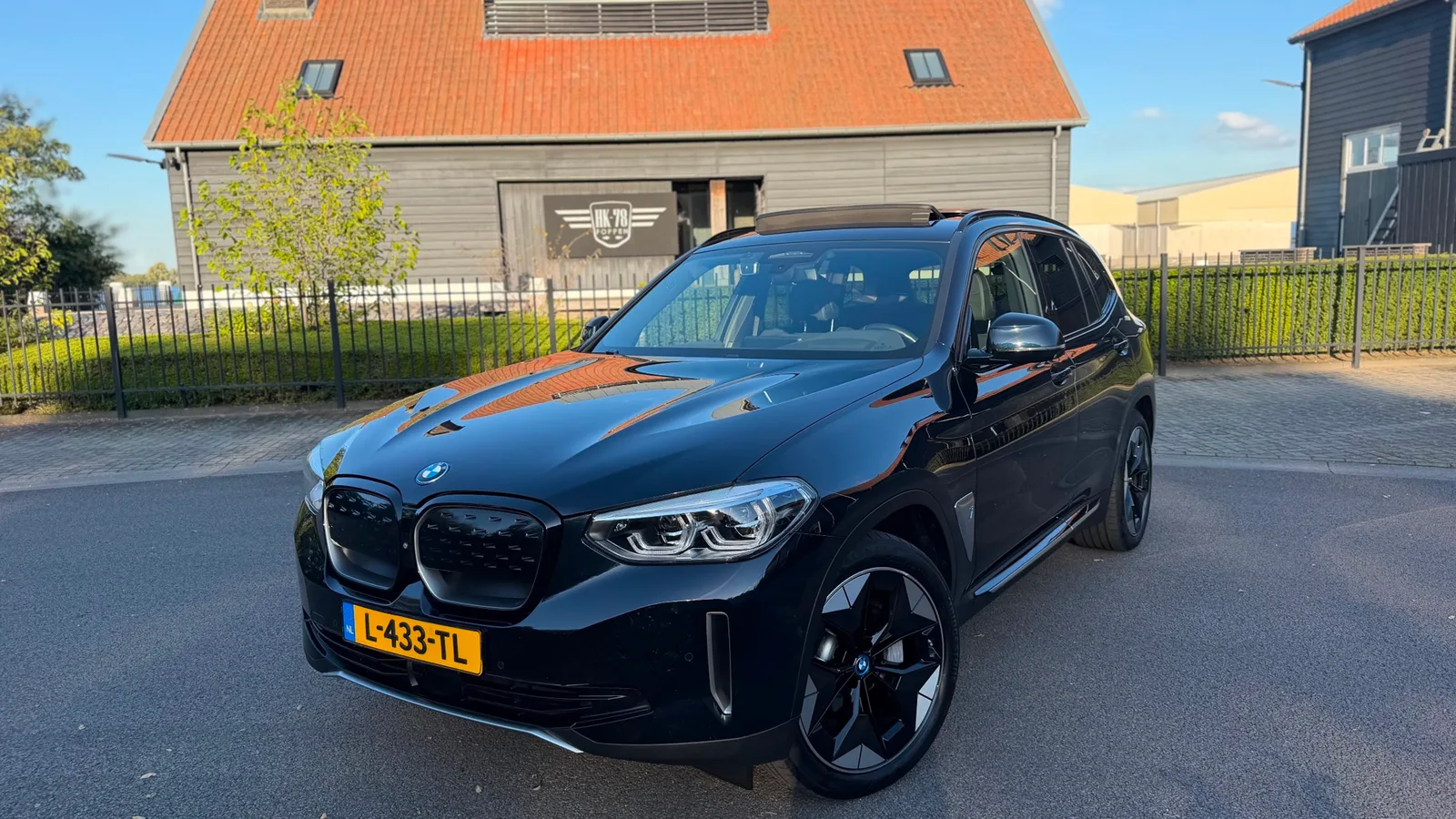 BMW iX3 (2021) — foto 1