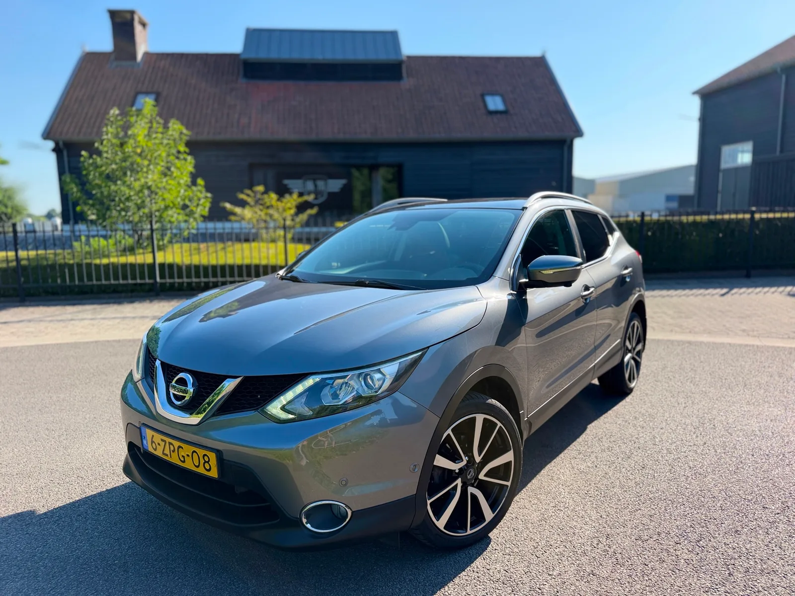 Nissan Qashqai (2014) — foto 1