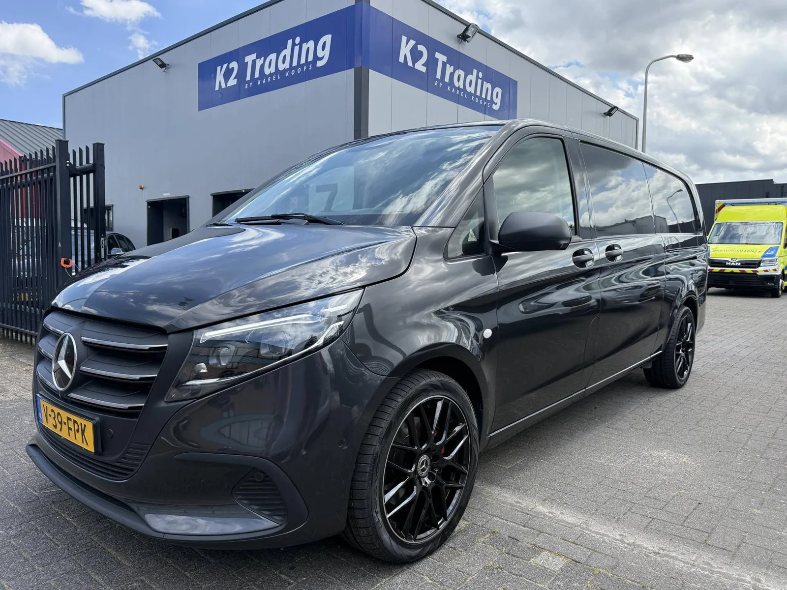 Mercedes-Benz Vito (2024) — foto 1
