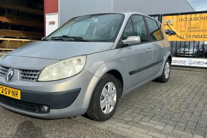 Renault Scénic (2005)