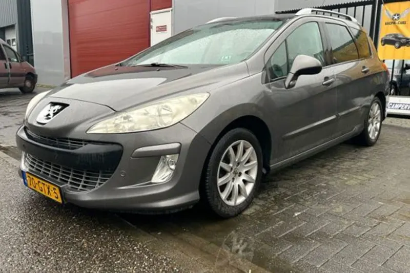 Peugeot 308 (2008)