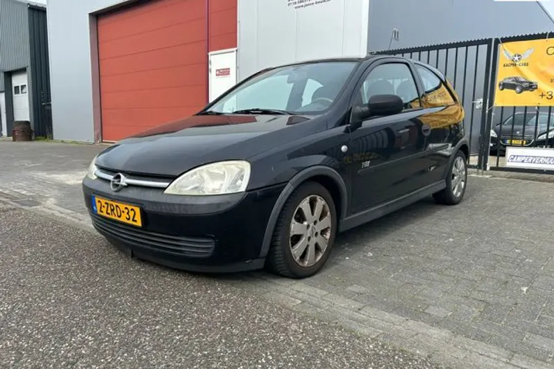 Opel Corsa (2002)