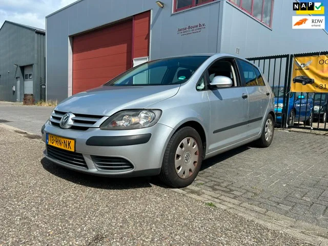 Volkswagen Golf Plus (2005) — foto 1