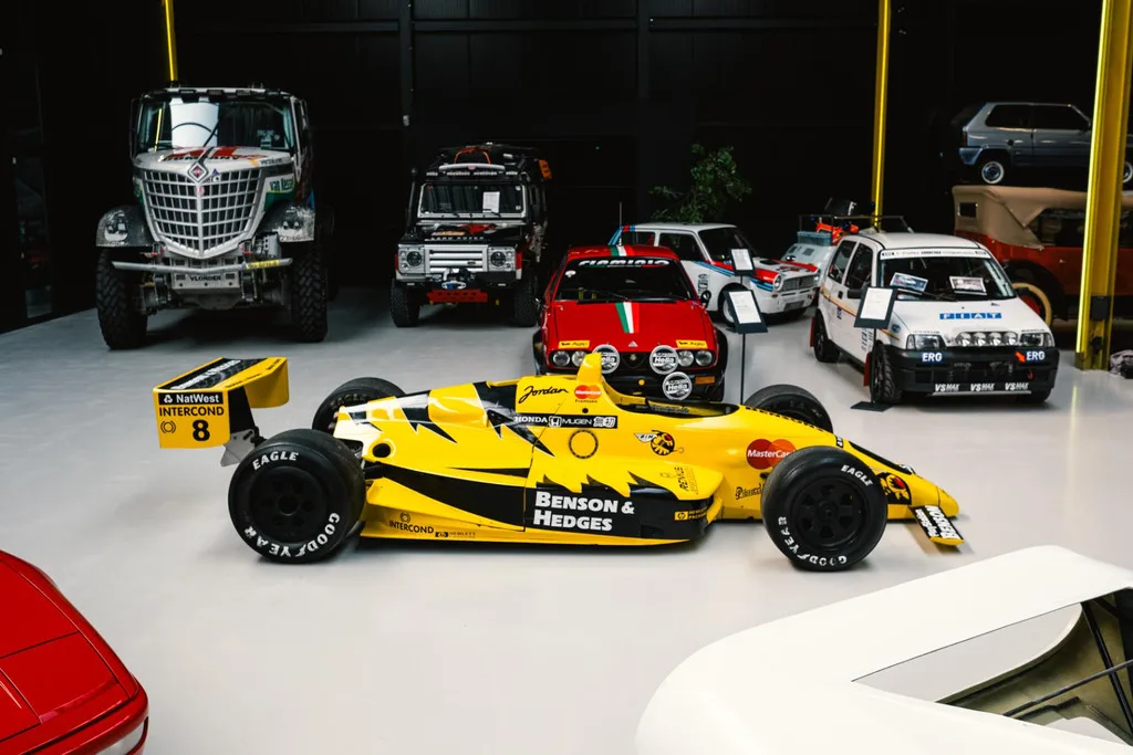 Lola T89/00 (0) — foto 1