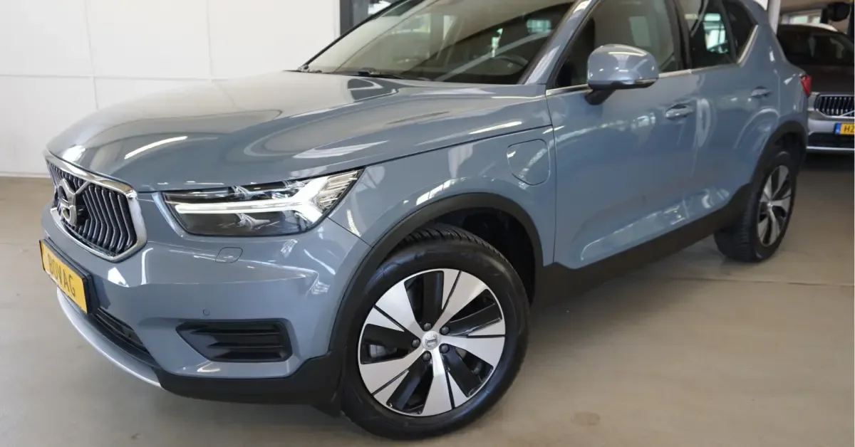 Volvo XC40 (2022) — foto 1