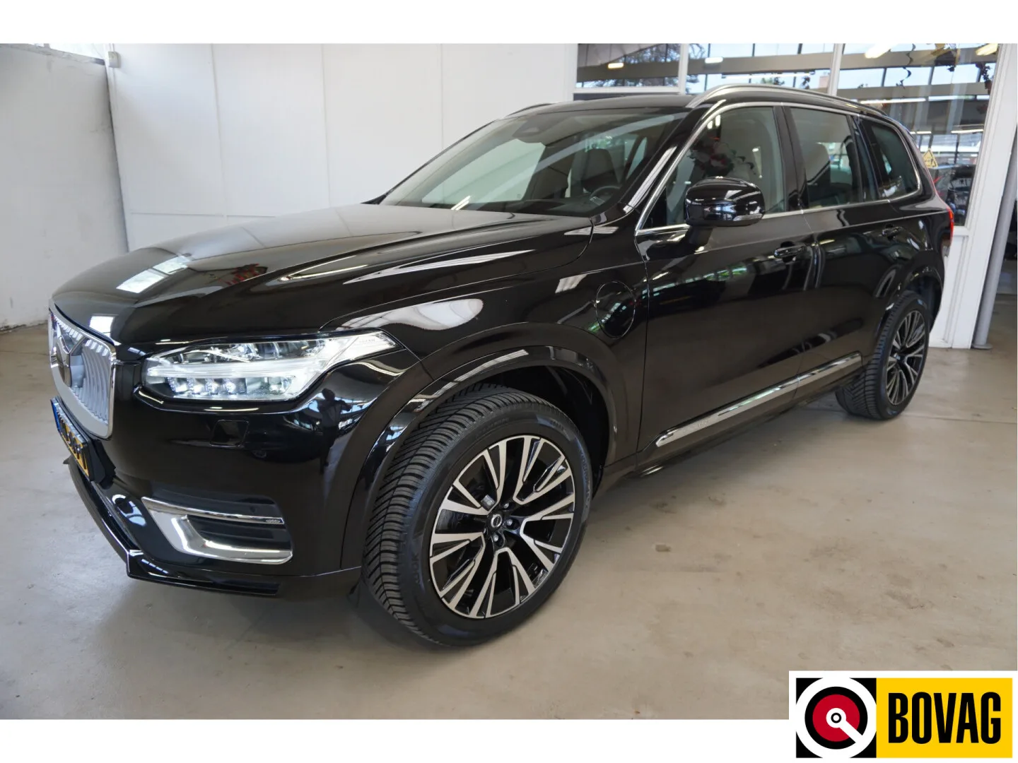 Volvo XC90 (2023) — foto 1