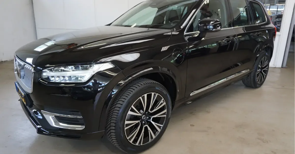 Volvo XC90 (2023) — foto 1