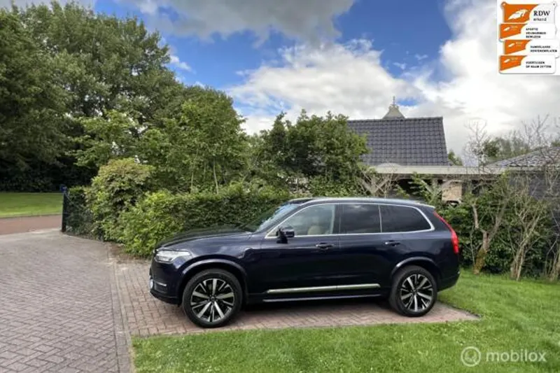 Volvo XC90 (2016)