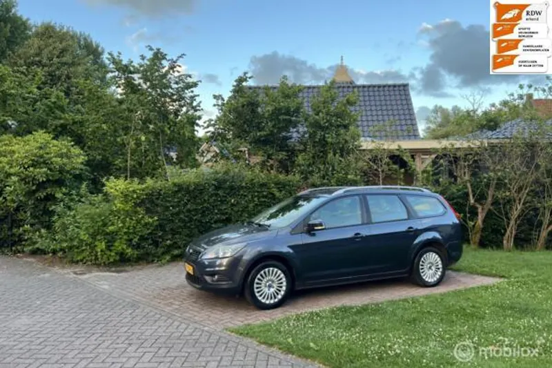 Ford Focus (2011)
