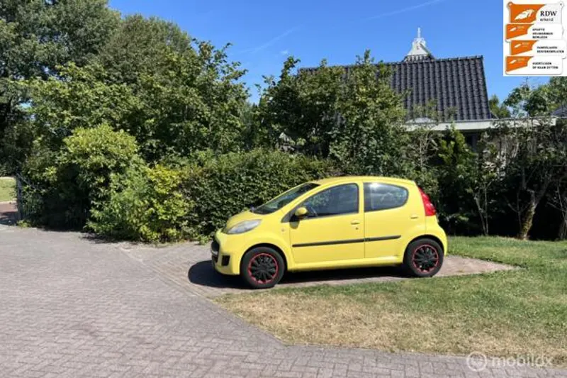 Peugeot 107 (2010)