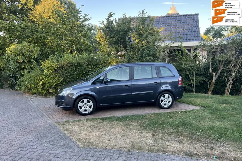 Opel Zafira (2008)