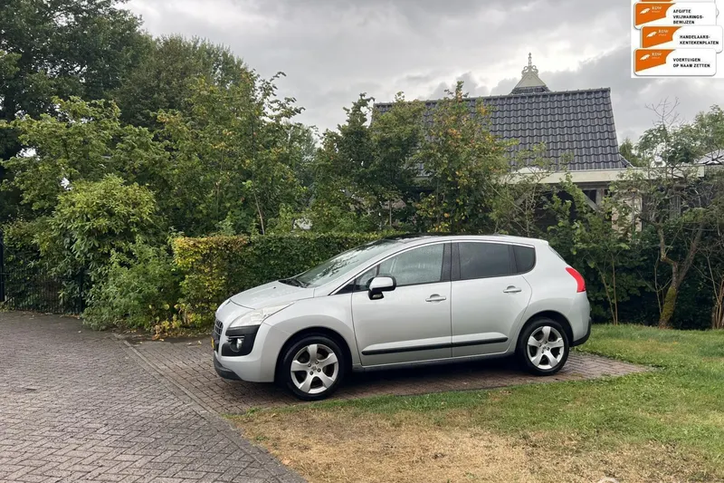 Peugeot 3008 (2012)
