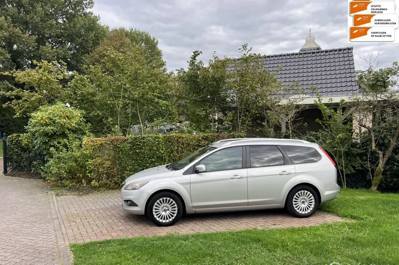 Ford Focus (2010)