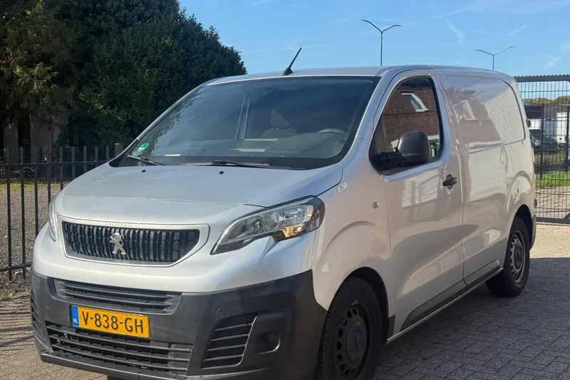 Peugeot Expert (2017)