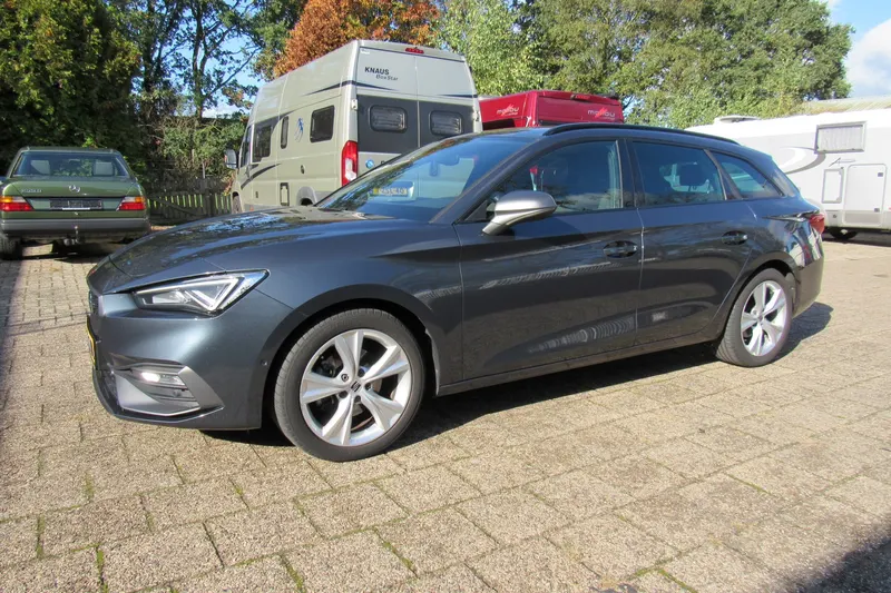 SEAT Leon Sportstourer (2020)