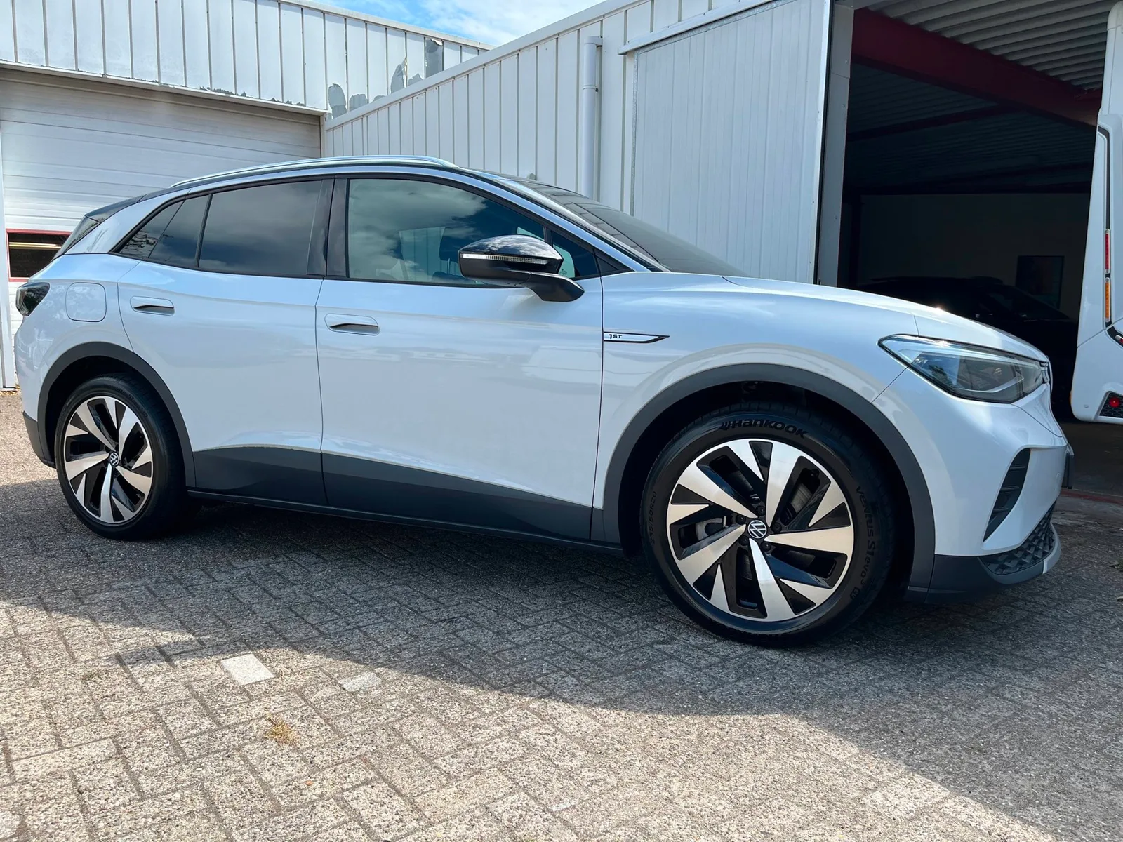 Volkswagen ID.4 (2021) — foto 1