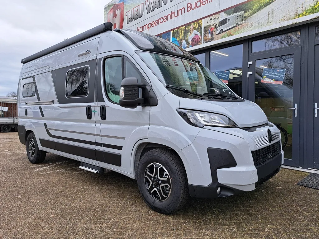 Adria Twin (2026) — foto 1