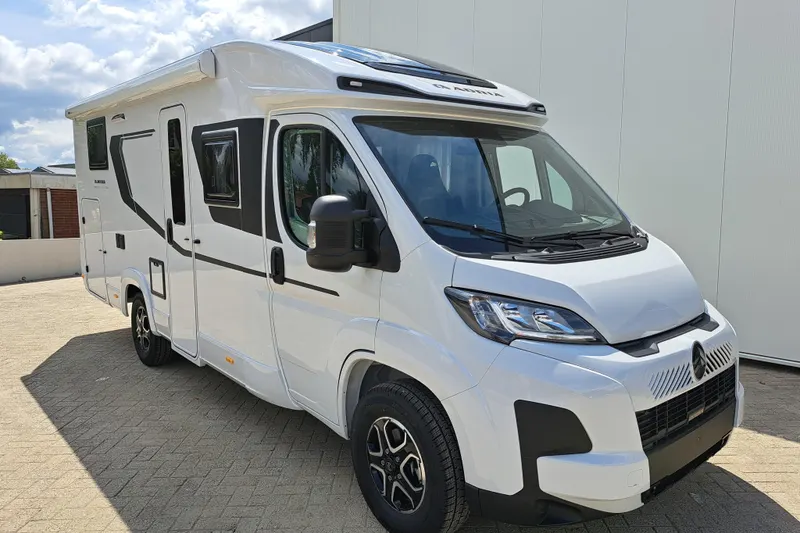 Adria Compact (2027)