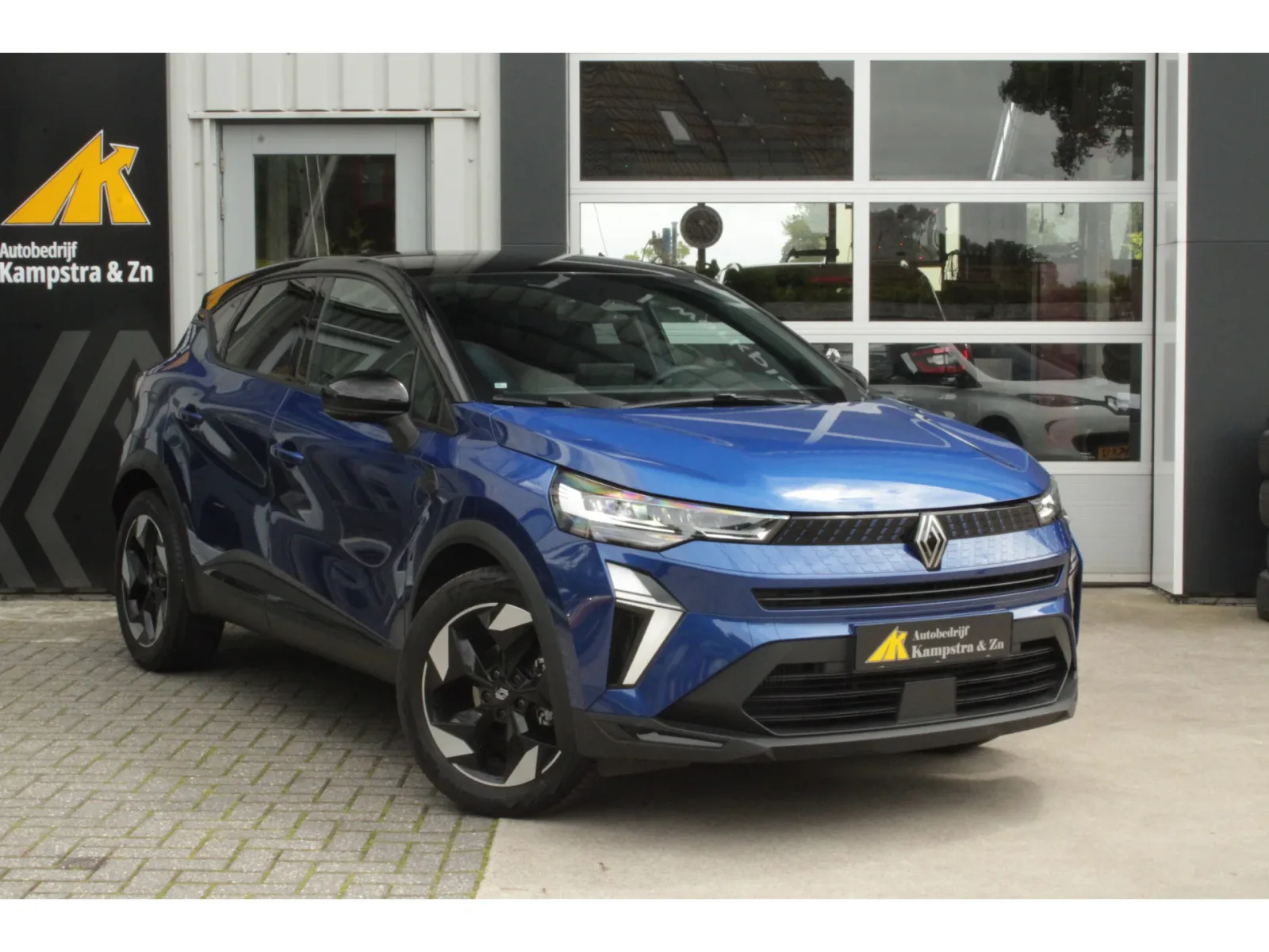 Renault Captur (2025) — foto 1