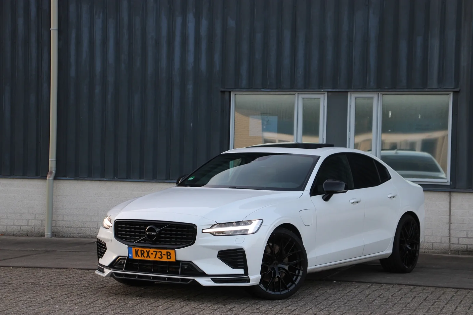 Volvo S60 (2020) — foto 1