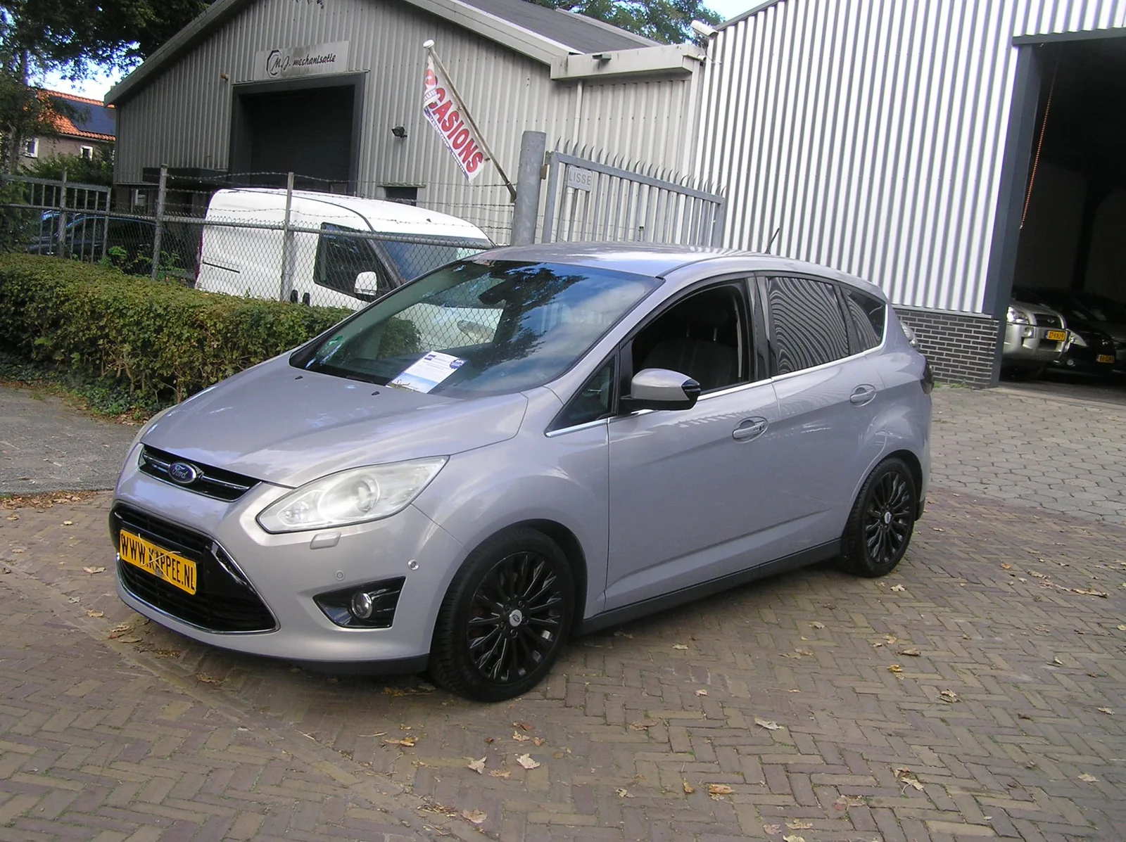 Ford C-Max (2011) — foto 1