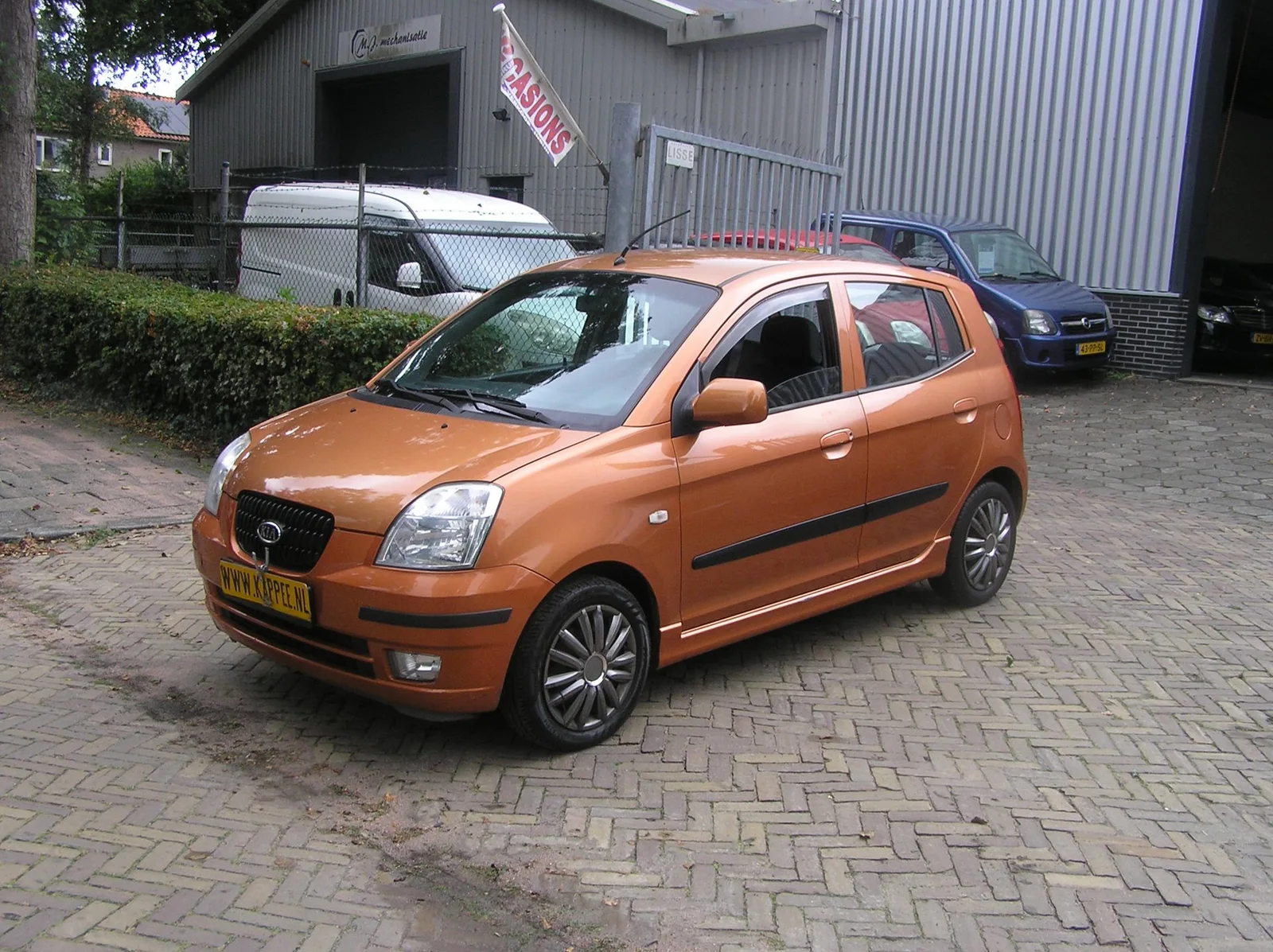 Kia Picanto (2006) — foto 1