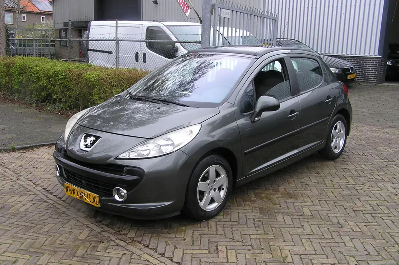 Peugeot 207 (2007)