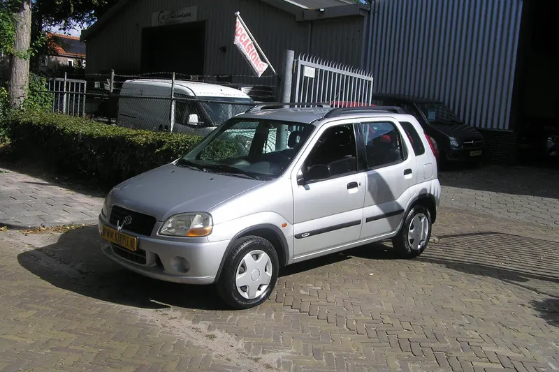 Suzuki Ignis (2001)