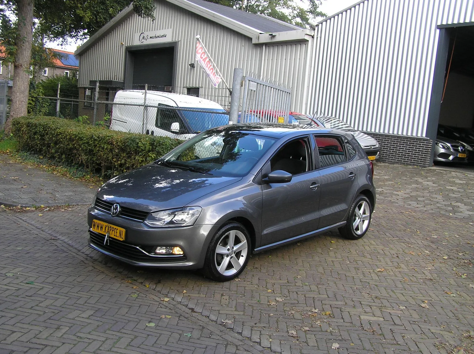 Volkswagen Polo (2014) — foto 1