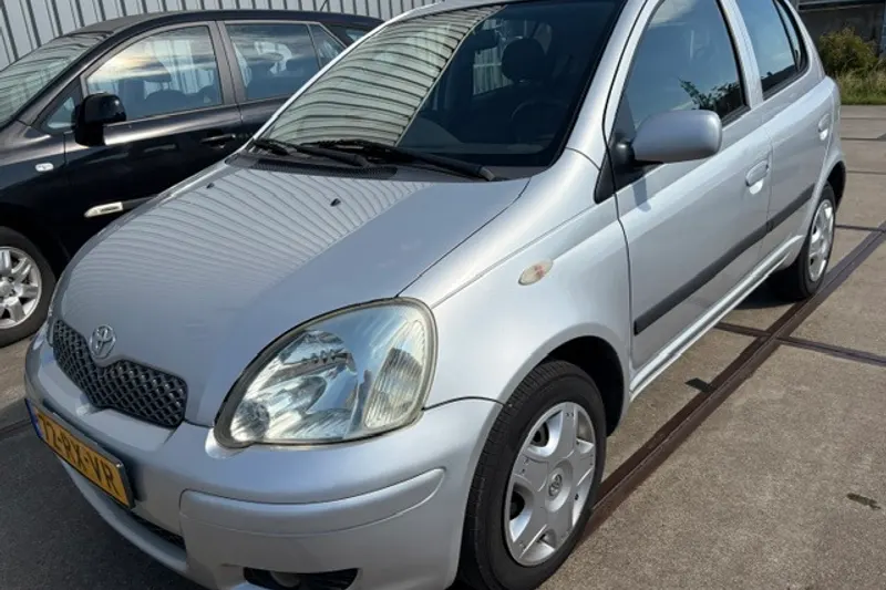 Toyota Yaris (2005)