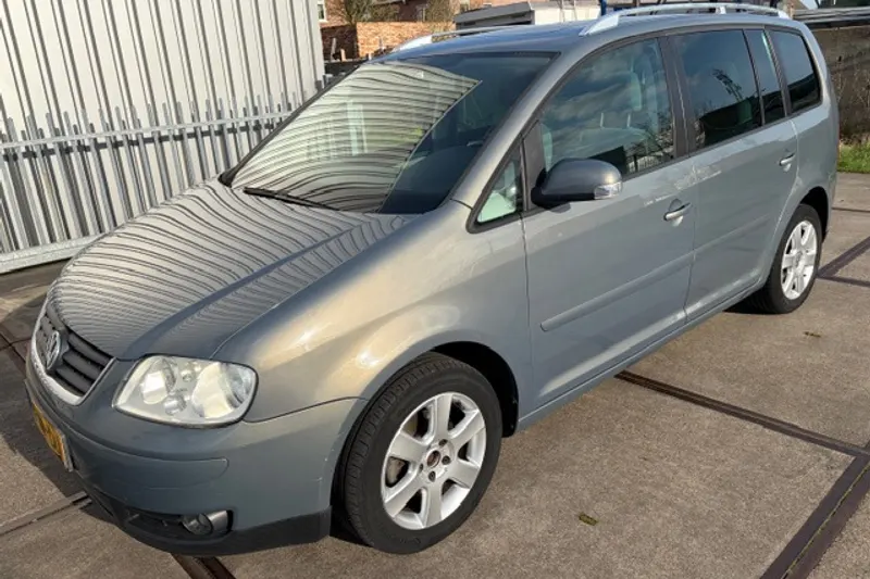 Volkswagen Touran (2004)
