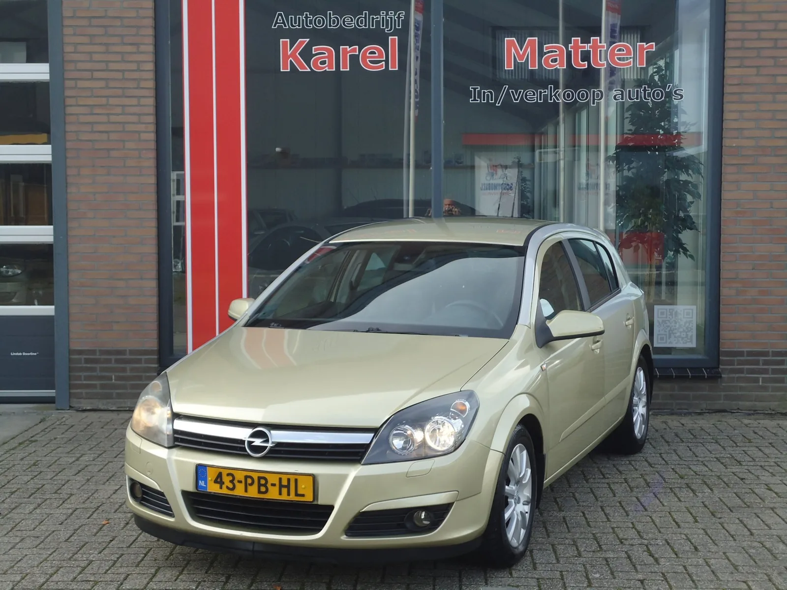 Opel Astra (2004) — foto 1