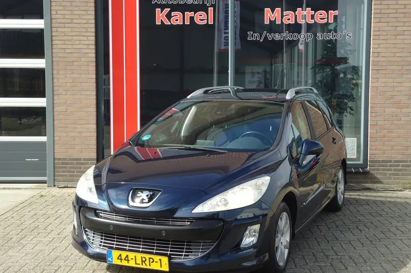 Peugeot 308 (2010)