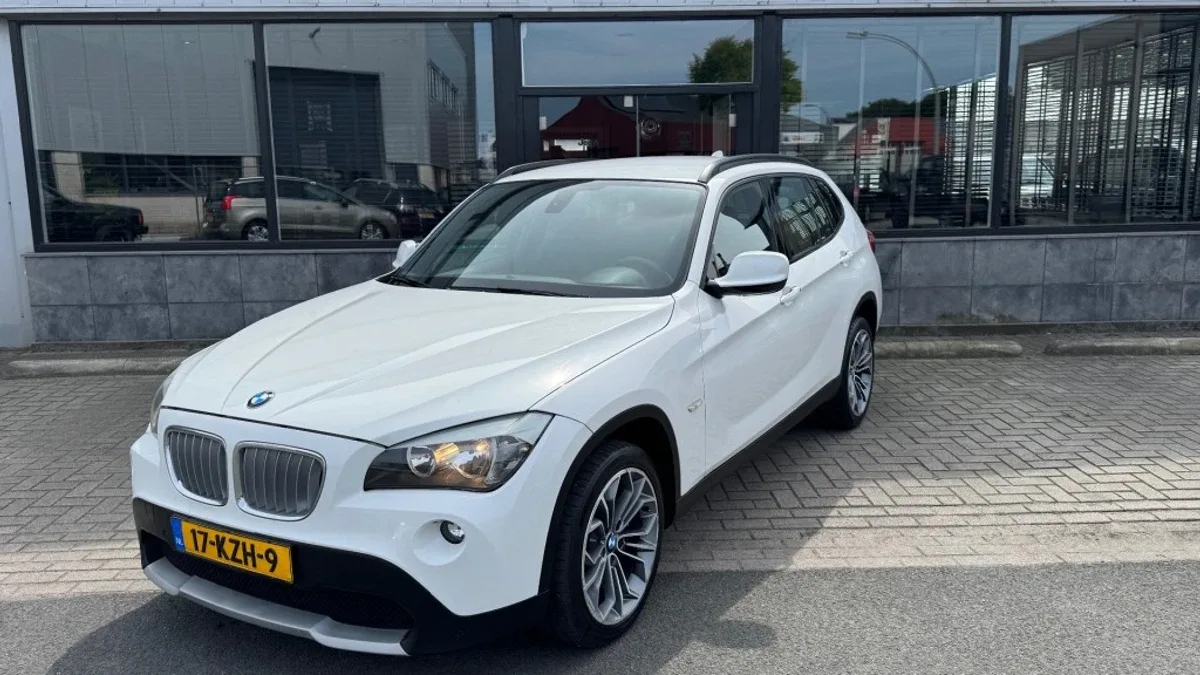 BMW X1 (2010) — foto 1