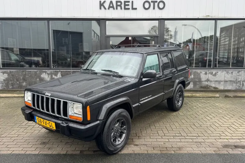 Jeep Cherokee (1999)