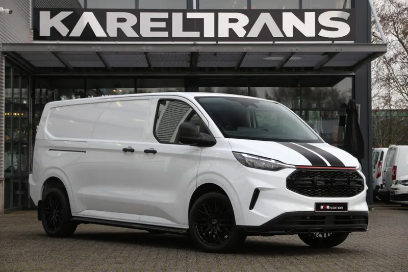 Ford Transit Custom (2024)
