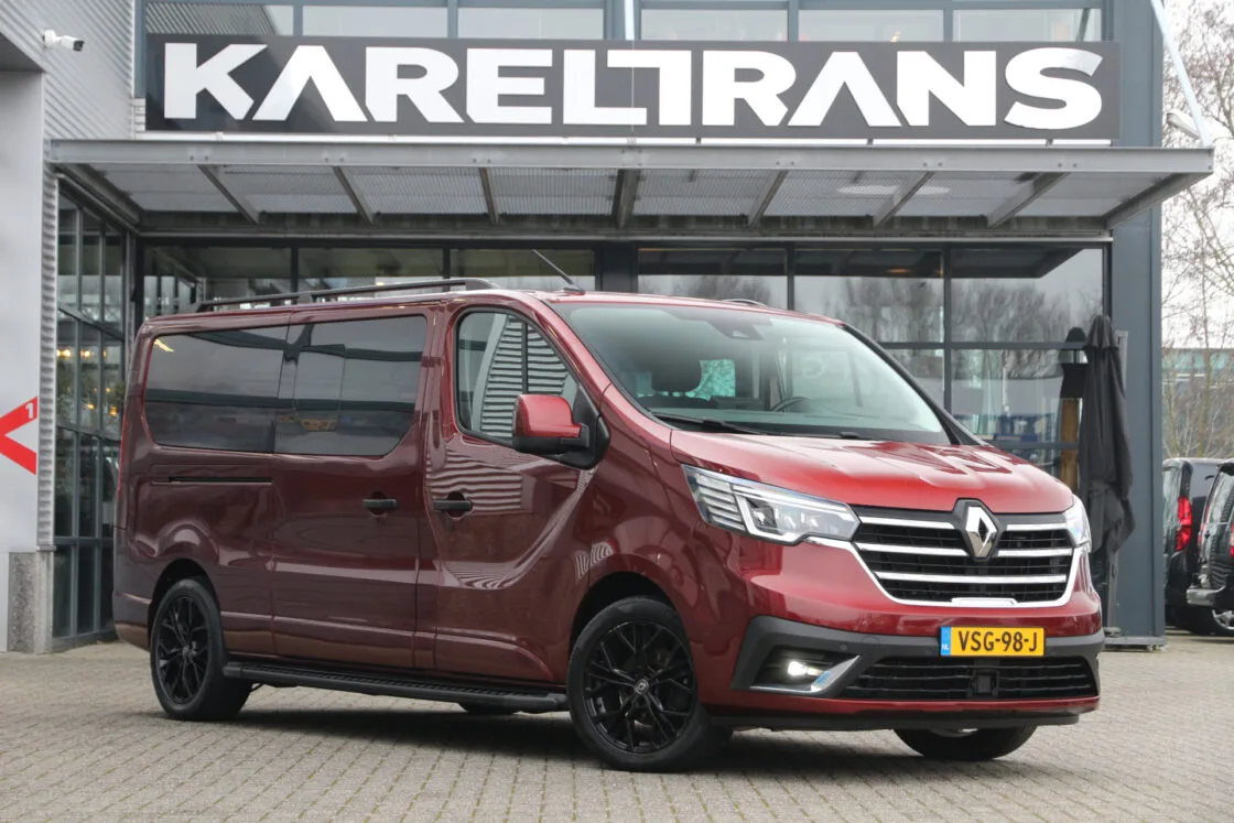 Renault Trafic (2022) — foto 1