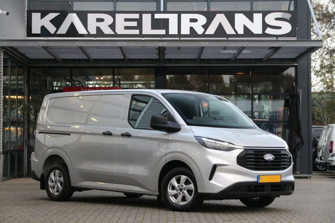 Ford Transit Custom (2024) — foto 1