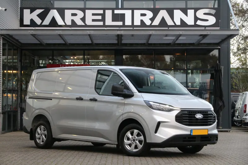 Ford Transit Custom (2024)