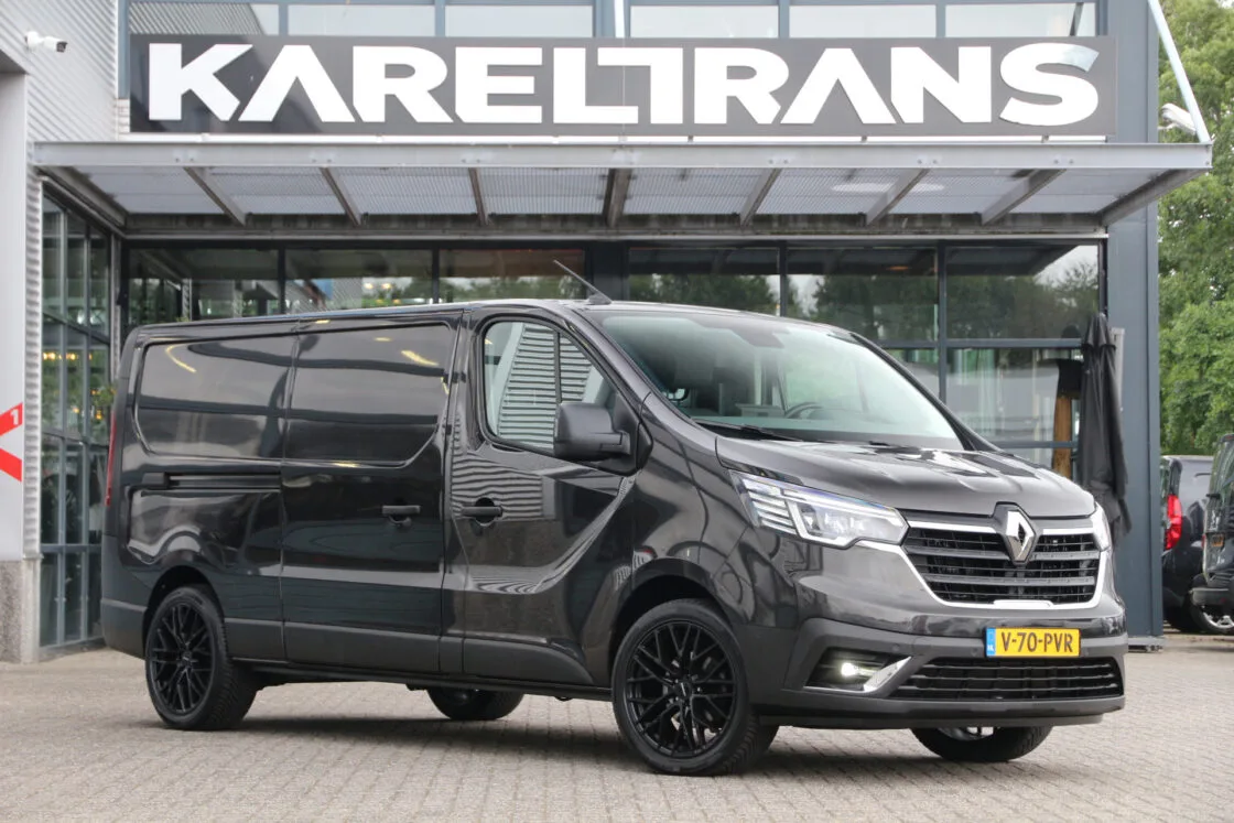 Renault Trafic (2024) — foto 1