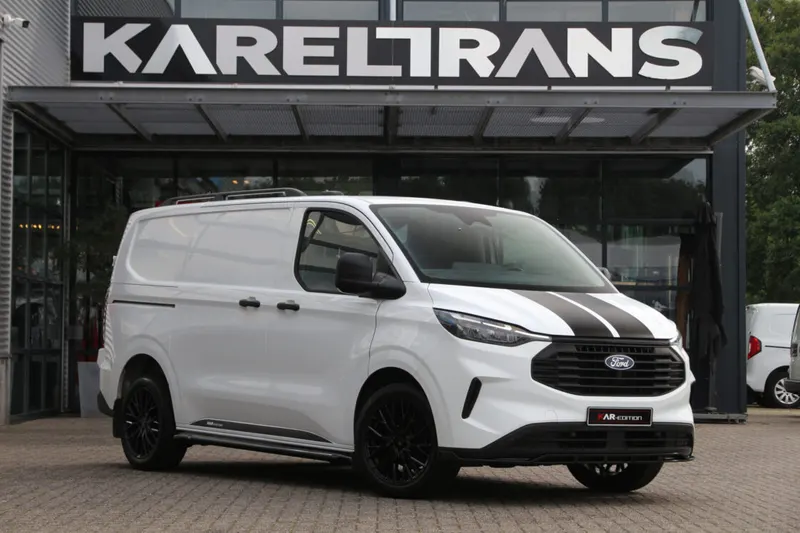 Ford Transit Custom (2024)