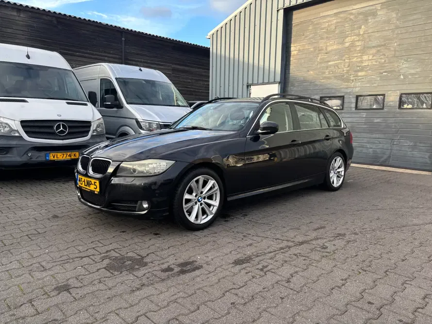 BMW 3-Serie (2010) — foto 1