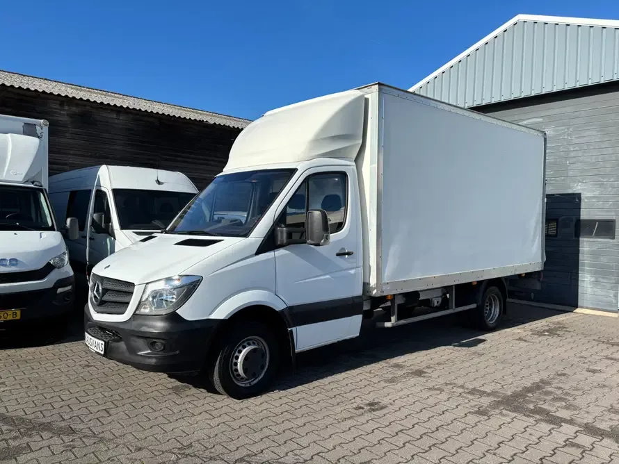 Mercedes-Benz Sprinter (2015) — foto 1