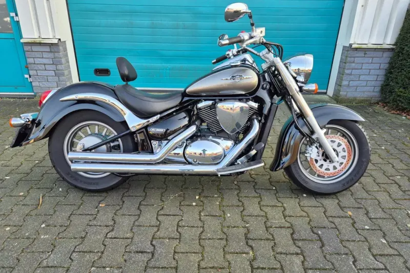 Suzuki Intruder (2013)