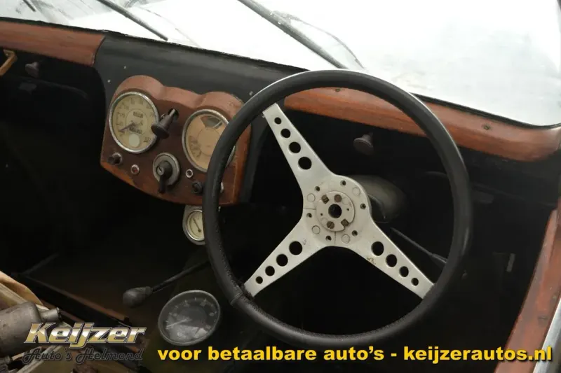 Triumph Roadster Dicky seat (1949)